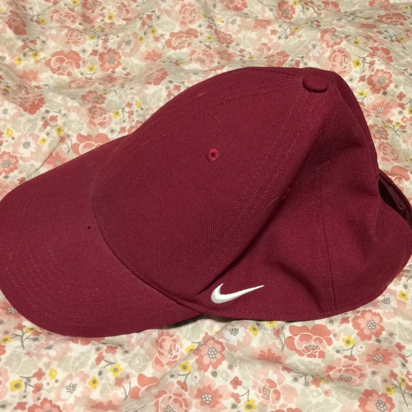 Nike Golf Hat - Picture 1 of 6
